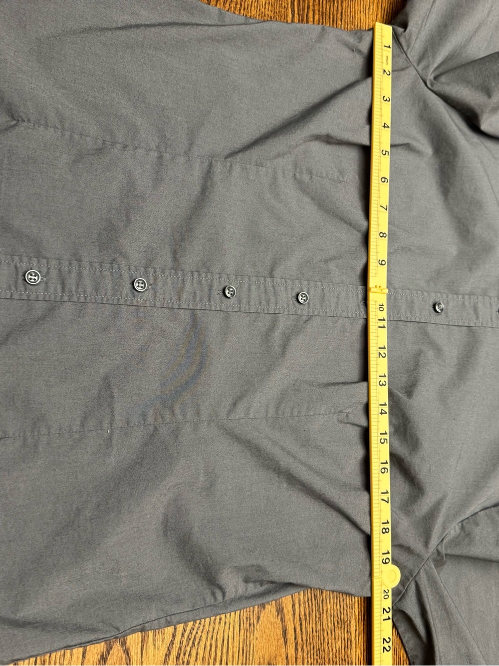 New York & Company Gray Stretch Button-Down Shirt
Size XL - Picture 6 of 7
